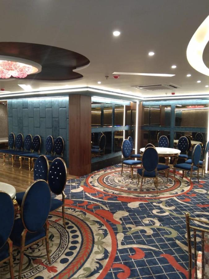 Hotel Smily Λουντιάνα Εξωτερικό φωτογραφία