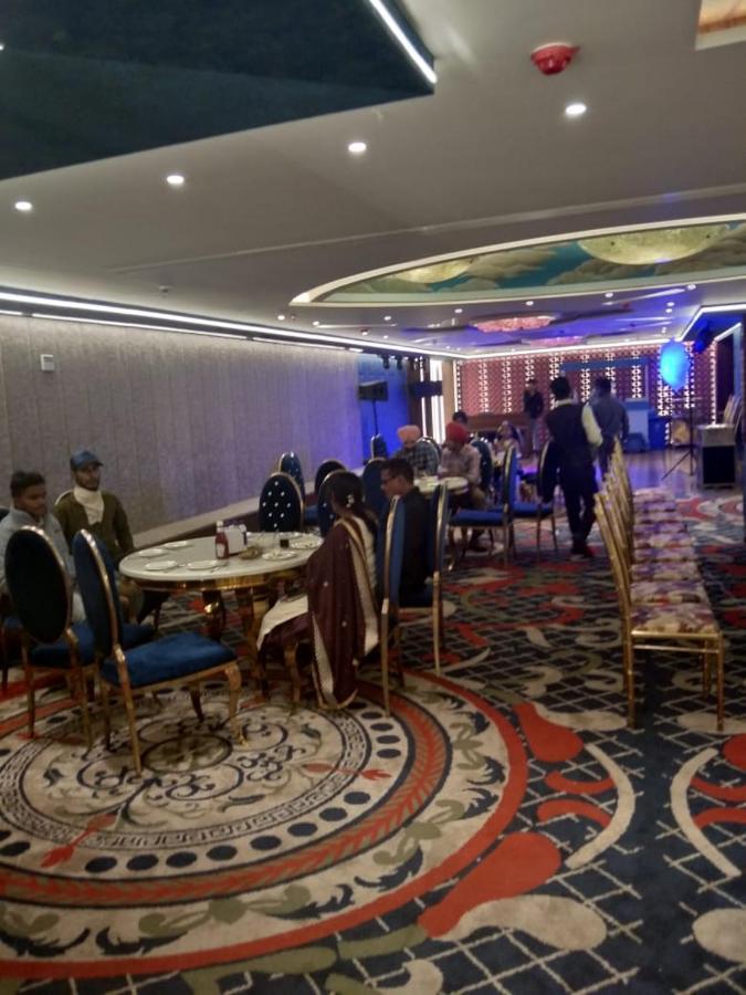 Hotel Smily Λουντιάνα Εξωτερικό φωτογραφία
