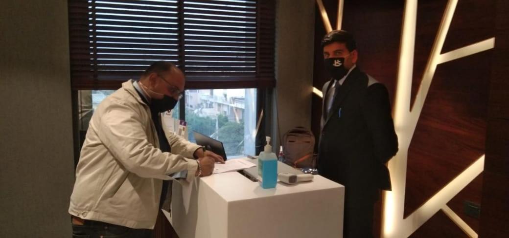 Hotel Smily Λουντιάνα Εξωτερικό φωτογραφία